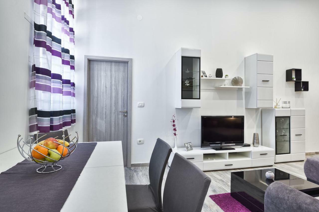 Apartment 20M From Arena Пула Екстер'єр фото